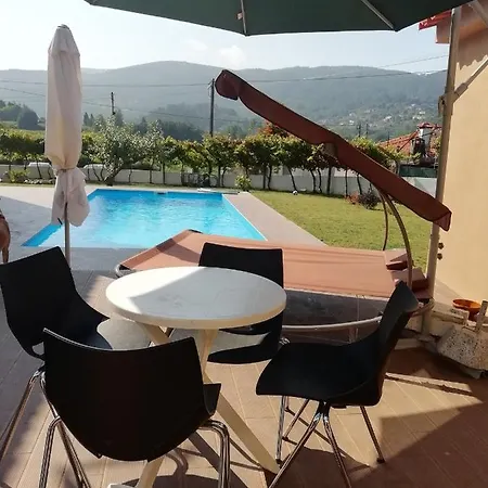 Casa Do Ribeiro, Moradia Confortavel, Com Piscina. Vila Nova de Cerveira